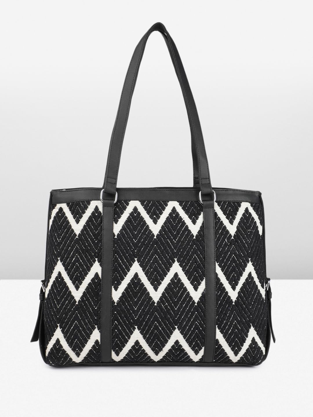 PRIMROSE Black and White Zig-Zag Patterned Tote Bag for Women