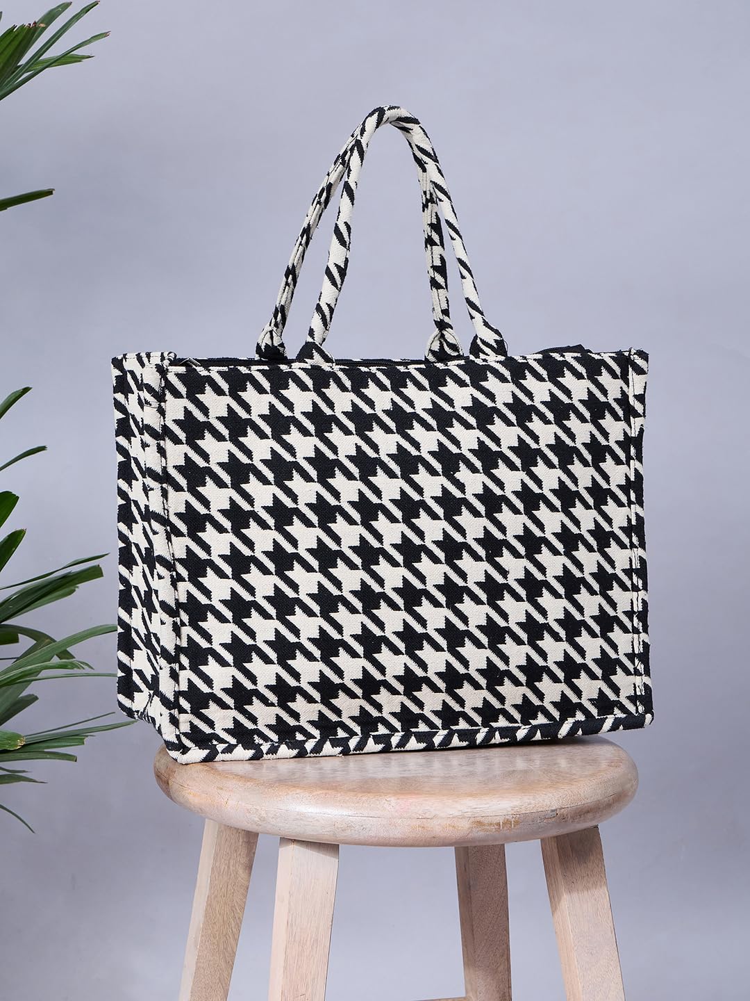 PRIMROSE Black and White Houndstooth Pattern Tote Bag for Women