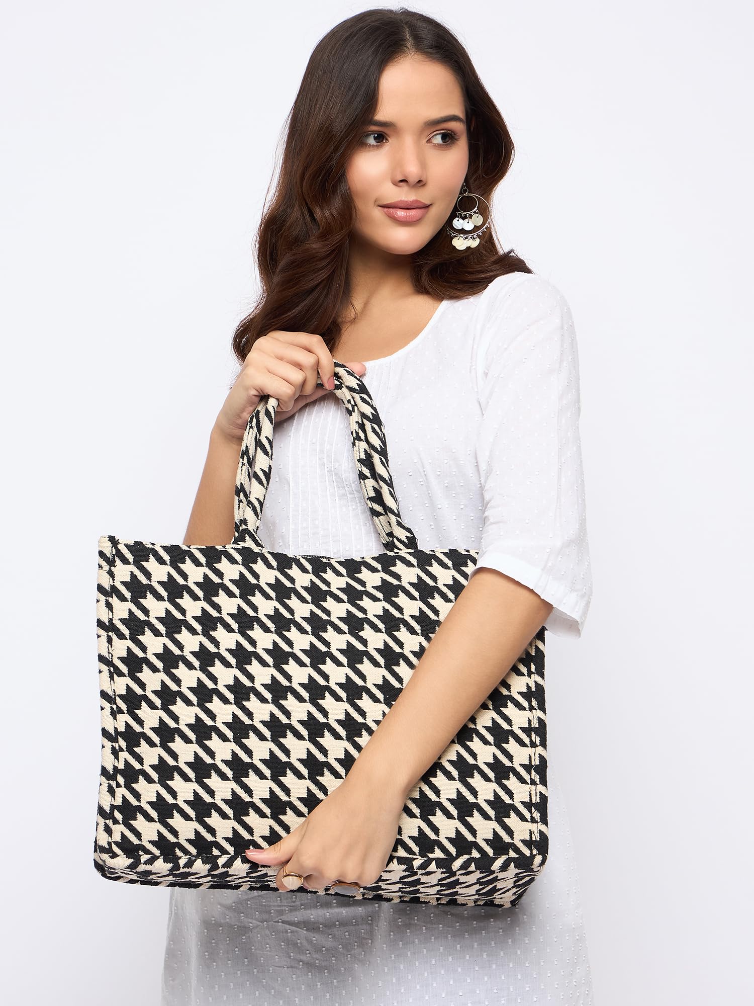 PRIMROSE Black and White Houndstooth Pattern Tote Bag for Women